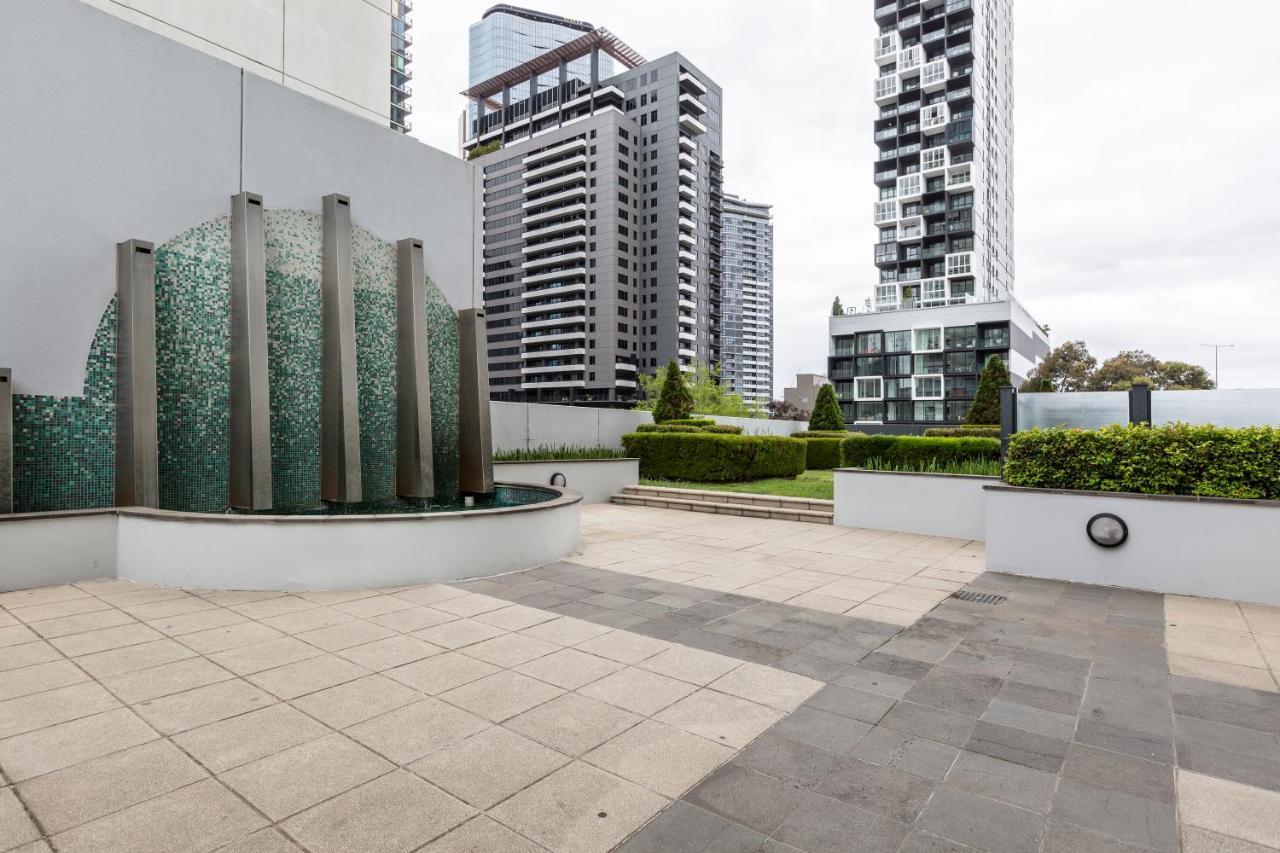 ☆Of Southbank☆Light Filled Apartment☆Huge Private Terrace With City Views☆Parking☆Pool☆Gym☆Wifi Melbourne Buitenkant foto