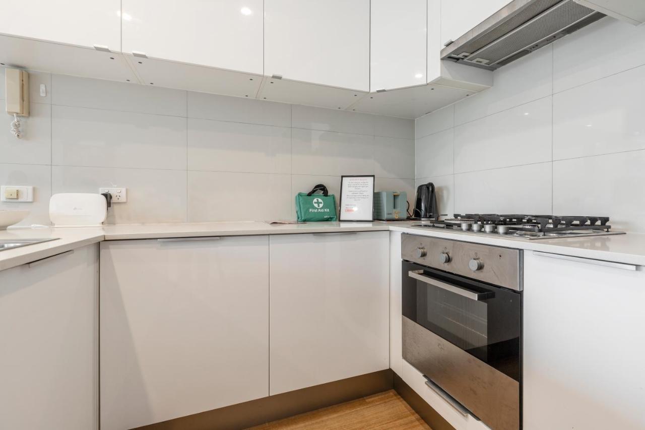 ☆Of Southbank☆Light Filled Apartment☆Huge Private Terrace With City Views☆Parking☆Pool☆Gym☆Wifi Melbourne Buitenkant foto